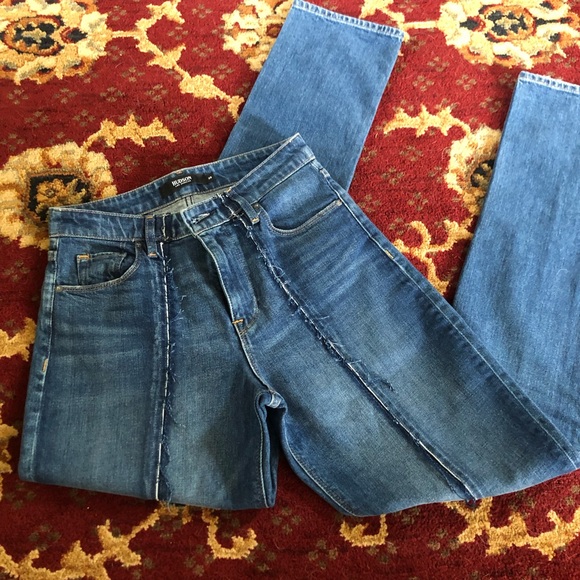 Unique Hudson jeans - Picture 2 of 5
